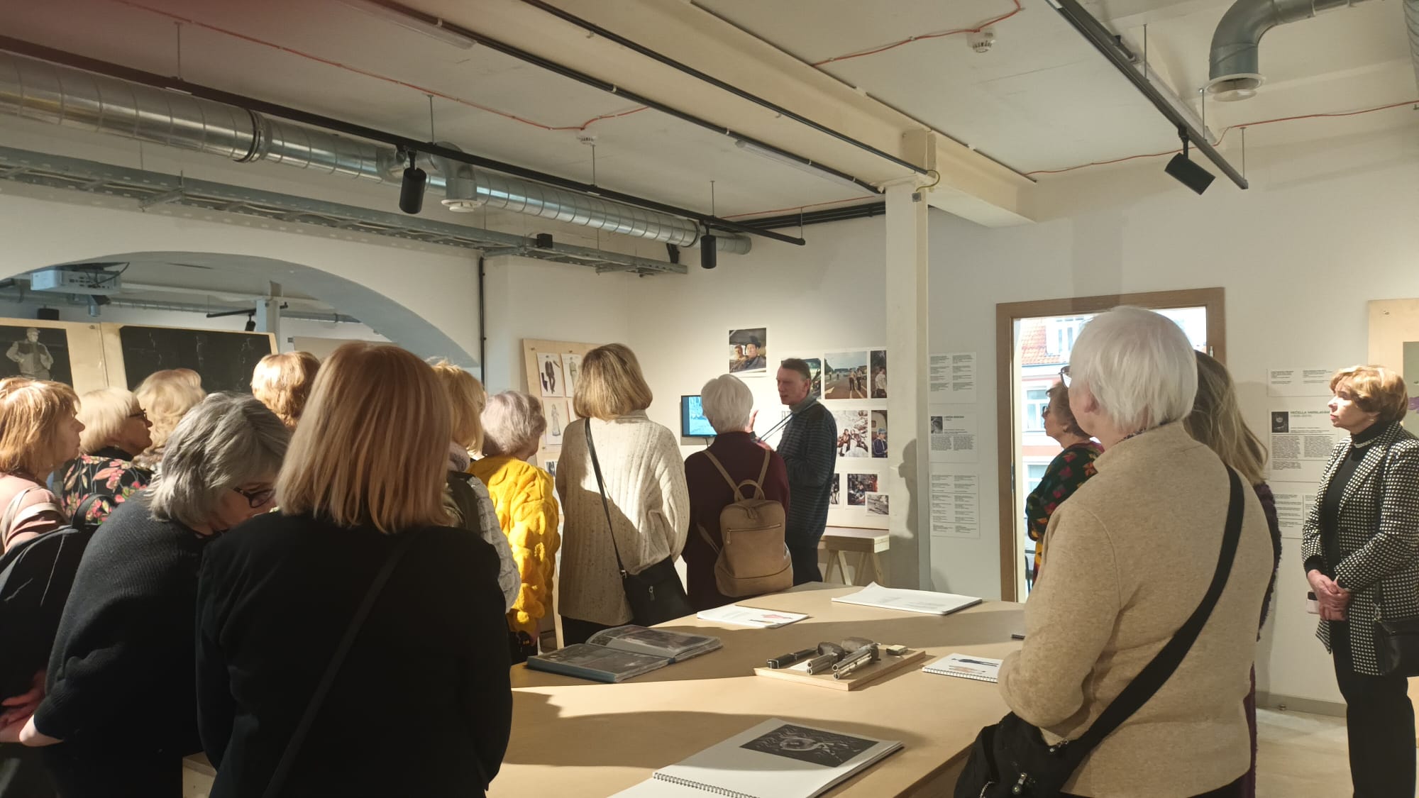 Trešās paaudzes universitātes dalībnieki Kino muzejā